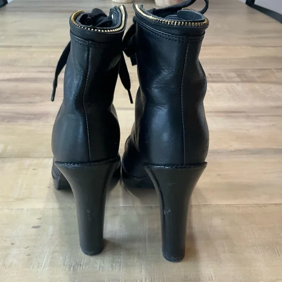 Diesel Black Lace-Up Women's Boots with three different zip-on cuffs - Picture 4 of 16